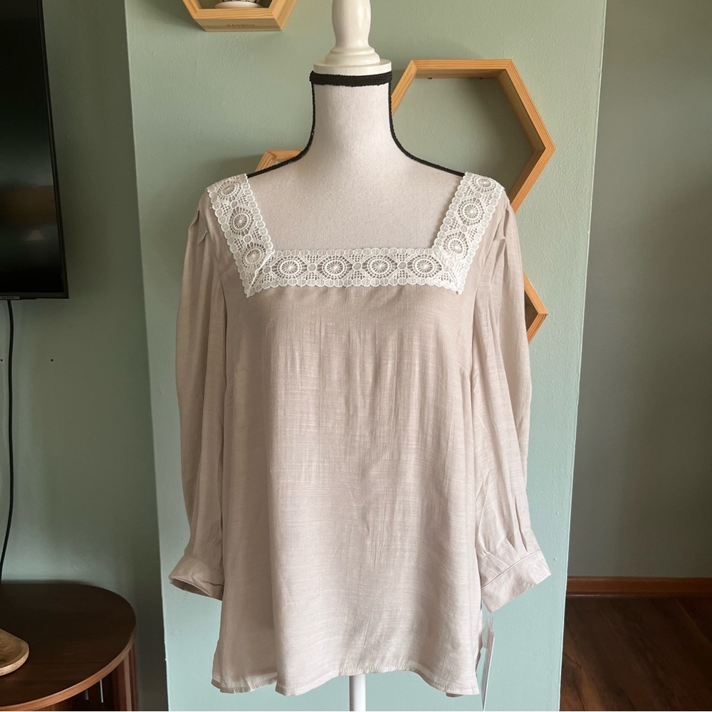 Nanette Lenore Top NWT Size Large